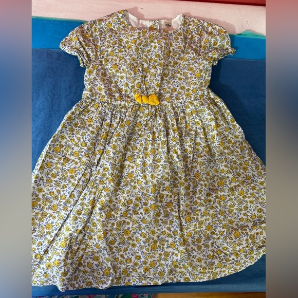 Oshkosh B’gosh romper - Picture 1 of 3